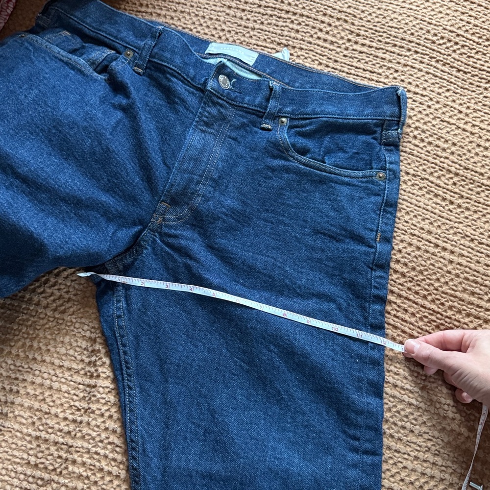 Everlane Men's Deep Indigo Relaxed Jeans - Picture 5 of 5
